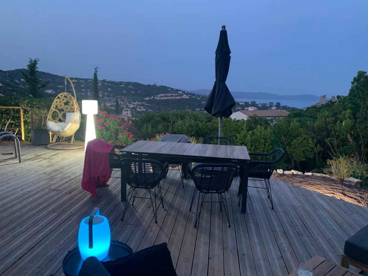 Villa Perla Saint-Tropez Cavalaire Sur Mer, 3-5 Chambres, Vue Mer, Piscine Chauffee Avril A Octobre Ngoại thất bức ảnh